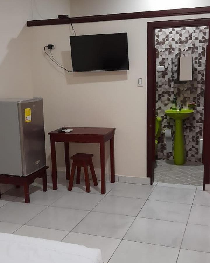 Wikungo Hotel Puerto Nariño Dış mekan fotoğraf